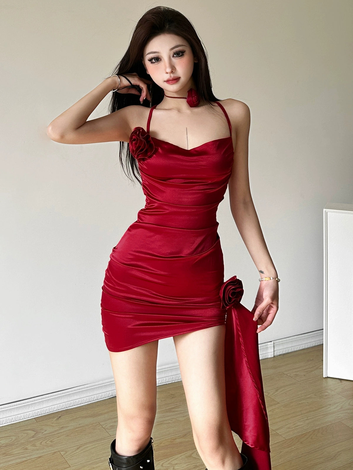 Kliou Annual Meeting Wear Rose Red Halterneck Dress Female Elegant Pleated Slim-Fit Irregular Hip-Wrapped Dress